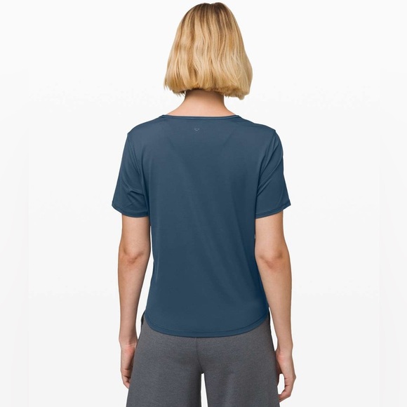Lululemon Do the Daily Short Sleeve Cross-Front Code Blue Wrap T-Shirt, Size 4 - Picture 3 of 11